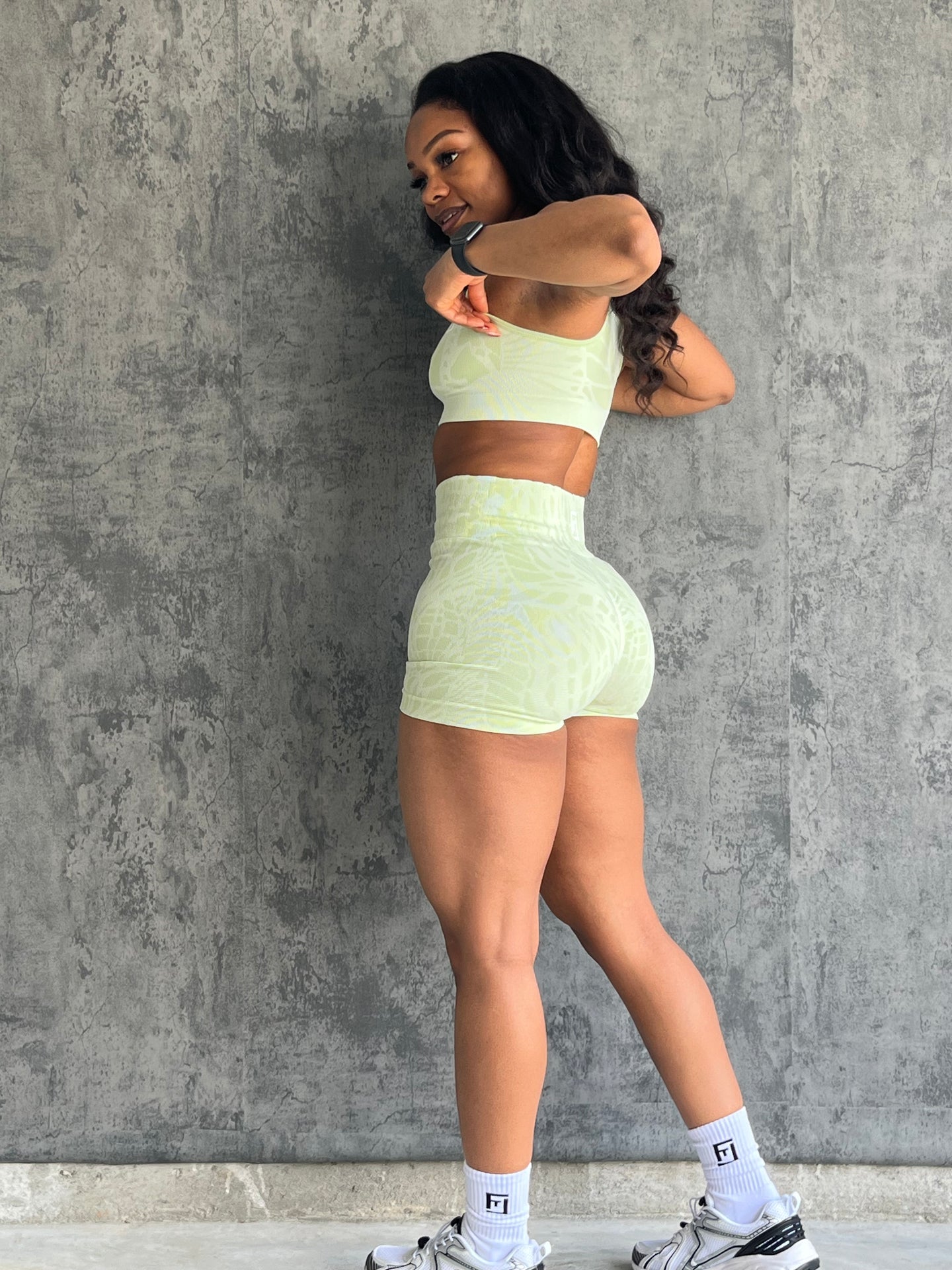 Snaked (3 Sets)